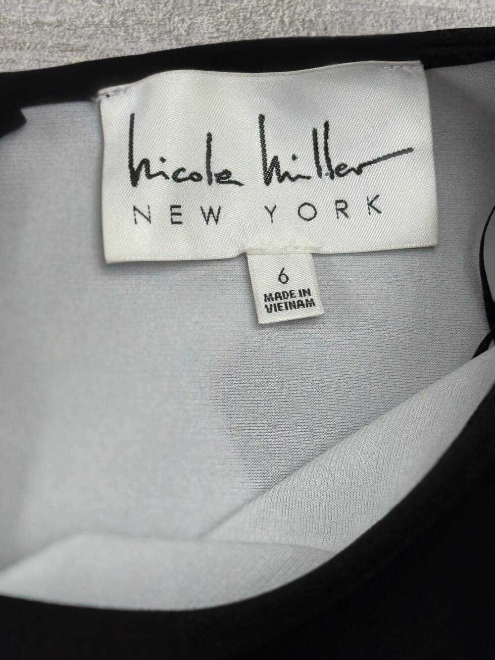 Nicole Miller New York Black Sheath Dress with Dramatic White-Lined Bell Sleeves - Picture 3 of 6